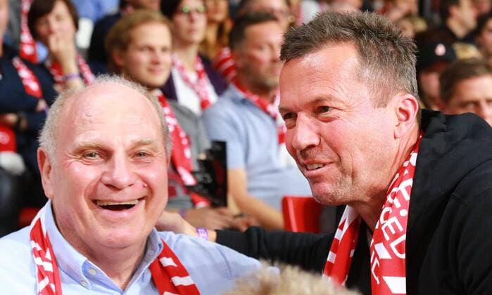 Bilder des Jahres 2019, Sport 12 Dezember Sport Themen der Woche KW51 Sport Bilder des Tages Uli Hoeneß und Lothar Matthäus im Gespräch Basketball Euroleague FC Bayern Basketball - FC Barcelona, Barca 20.12.2019