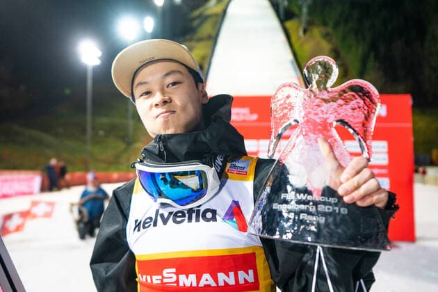 Bilder des Jahres 2019, Sport 12 Dezember Sport Themen der Woche KW51 Sport Bilder des Tages Viessmann FIS Skisprung Weltcup Engelberg 2019, 22.12.2019 Ryoyu Kobayashi(JPN) beim Viessmann FIS Skisprung Weltcup am 22.12.2019 in Engelberg (Obwalden). Copyright: xBEAUTIFULxSPORTS Richterx