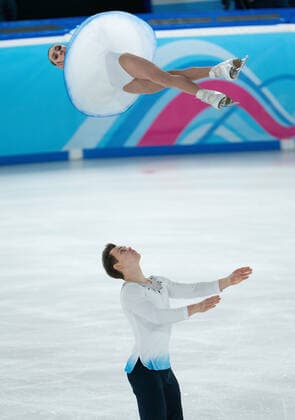 Bilder des Jahres 2020, Sport 01 Januar Sport Themen der Woche KW02 Sport Bilder des Tages 200112 A handout photo made available by the Olympic Information Service of the International Olympic Committee show Apollinariia Panfilova RUS and Dmitry Rylov RUS, gold medalists, during the Figure skating, Eiskunstlauf Pairs Free Skating at the Lausanne Skating Arena.The Winter Youth Olympic Games, Olympische Spiele, Olympia, OS Lausanne, Switzerland. Sunday 12 January 2020. Photo: OIS Jed Leicester. Handout image supplied by OIS IOC. EDITORIAL USE ONLY The Winter Youth Olympic Games Lausanne Switzerland världsungdomsspelen olympiska spelen för ungdomar youth olympic games youth olympic Winter games, Winterspiele,Spiele, Summer games Copyright: JedxLeicesterxforxOIS BB200112BB521