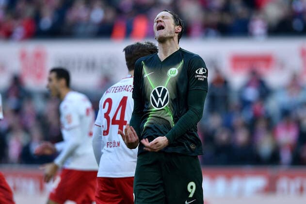 Bilder des Jahres 2020, Sport 01 Januar Sport Themen der Woche KW03 Sport Bilder des Tages Fußball 1. Bundesliga 18. Spieltag 1. FC Köln - VfL Wolfsburg am 18.01.2020 im RheinEnergieStadion in Köln Wout Weghorst ( Wolfsburg ) DFL regulations prohibit any use of photographs as image sequences and or quasi-video.