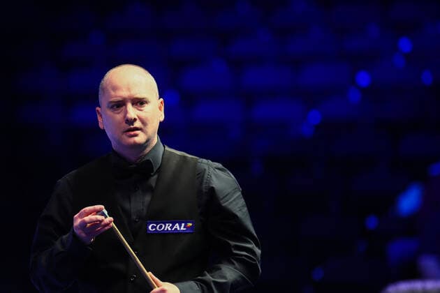 Graeme Dott of Scotland considers a shot to Tom Ford of England at the semi-final of World Grand Prix 2020 in Cheltenham, the United Kingdom, 7 February 2020. Graeme Dott of Scotland defeated Tom Ford of England with 6-4.