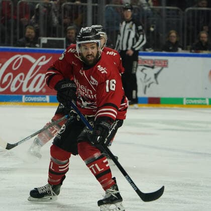 Köln, 1. DEL, Saison 2019 2020, Kölner Haie vs Grizzlys Wolfsburg , 25.02.2020, Lanxessarena Köln, Jason Best , Kölner Haie,