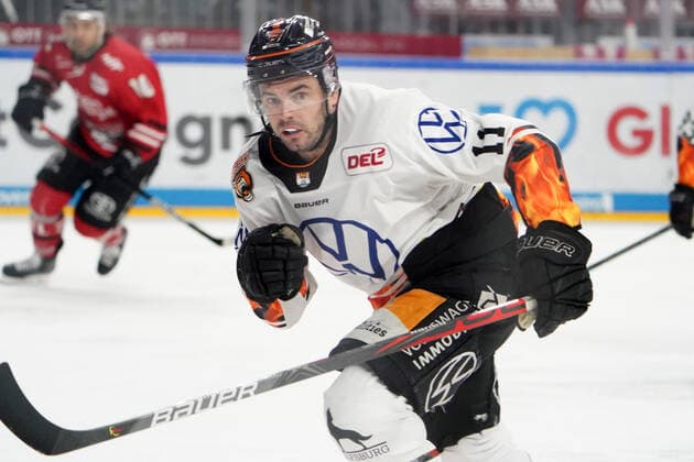 Köln, 1. DEL, Saison 2019 2020, Kölner Haie vs Grizzlys Wolfsburg , 25.02.2020, Lanxessarena Köln, Brent Aubin Grizzlys Wolfsburg,