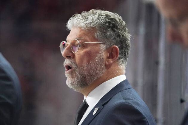 Köln, 1. DEL, Saison 2019 2020, Kölner Haie vs Grizzlys Wolfsburg , 25.02.2020, Lanxessarena Köln, Pat Cortina Trainer Grizzlys Wolfsburg,