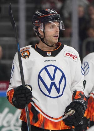 Köln, 1. DEL, Saison 2019 2020, Kölner Haie vs Grizzlys Wolfsburg , 25.02.2020, Lanxessarena Köln, Nick Jones Grizzlys Wolfsburg,