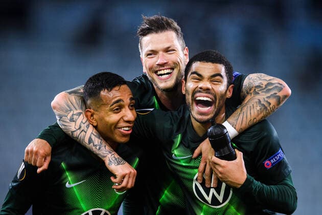 2020 Bilder des Jahres, Sport 02 Februar Sport Themen der Woche KW09 Sport Bilder des Tages 200227 Daniel Ginczek and Joao Victor of Wolfsburg celebrate after the Europa Leauge match between Malmö FF and Wolfsburg on February 27, 2020 in Malmö. Photo: Petter Arvidson BILDBYRAN kod PA 35746 bbeng fotboll fotball soccer europa league europa league 2019 20 malmö ff wolfsburg jubel Copyright: PETTERxARVIDSON BB200227PA122