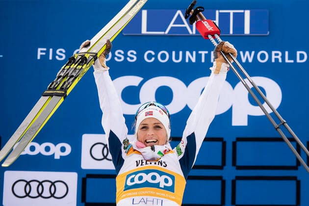 2020 Bilder des Jahres, Sport 02 Februar Sport Themen der Woche KW09 200229 Therese Johaug of Norway celebrates after the women?s 10 km classic technique interval start during the FIS Cross-Country World Cup on February 29, 2020 in Lahti. Photo: Johanna Lundberg Bildbyran 136123 bbeng världcupen skidor langrenn cross country skiing dam women 10km jubel Copyright: JOHANNAxLUNDBERG BB200229JL054