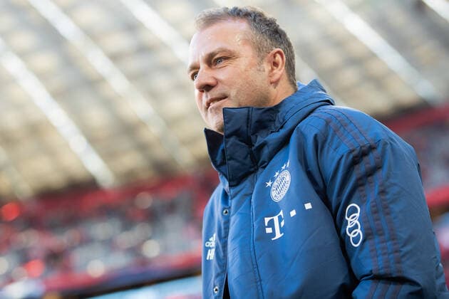 Fussball: Bundesliga, 25. Spieltag, FC Bayern Muenchen - 1. FC Augsburg. Trainer Hans-Dieter Flick (FC Bayern Muenchen) steht vor dem Spiel im Stadion. DFL regulations prohibit any use of photographs as image sequences and or quasi-video. GER, Fussball, Bundesliga, FC Bayern Muenchen - 1. FC Augsburg, 08.03.2020 Muenchen Copyright: xTomxWellerx xEibner-Pressefotox EP_eer
