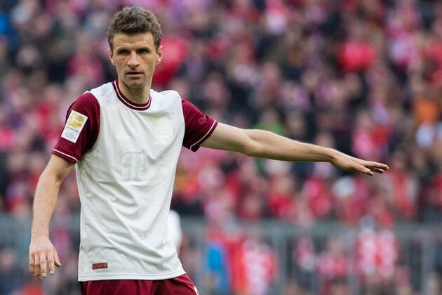 Fussball: Bundesliga, 25. Spieltag, FC Bayern Muenchen - 1. FC Augsburg. Thomas Mueller (FC Bayern Muenchen) gestikuliert. DFL regulations prohibit any use of photographs as image sequences and or quasi-video. GER, Fussball, Bundesliga, FC Bayern Muenchen - 1. FC Augsburg, 08.03.2020 Muenchen Copyright: xTomxWellerx xEibner-Pressefotox EP_eer
