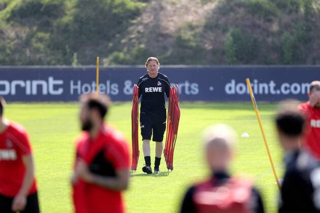 Bilder des Jahres 2020, Sport 04 April Sport Themen der Woche KW16 Sport Bilder des Tages 1.FC Köln Training Trainer Markus Gisdol (1.FC Köln) 17.04.2020
