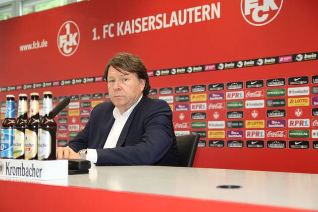Bilder des Jahres 2020, Sport 06 Juni Sport Themen der Woche KW25 Sport Bilder des Tages Dirk Eichelbaum (Generalbevollmächtigter 1. FC Kaiserslautern GmbH & Co. KGaA), Pressekonferenz zum Insolvenzverfahren, 1.FC Kaiserslautern, Fussball, 3. Bundesliga, 16.06.2020 Pressekonferenz zum Insolvenzverfahren, 1.FC Kaiserslautern, Fussball, 3. Bundesliga, 16.06.2020 Kaiserslautern Copyright: xNeisx Eibner-Pressefotox EP_ans