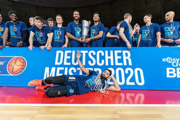 Bilder des Jahres 2020, Sport 06 Juni 28.06.2020 Basketball easyCredit Final-Turnier Basketball München 28.06.2020 Saison 2019 2020 easyCredit BBL Final-Turnier 2020 Finale Spiel 2 MHP RIESEN Ludwigsburg - ALBA Berlin Peyton Siva (Alba Berlin, No.03) nur redaktionelle Verwendung - kommerzielle Verwendung Nutzung nur nach Absprache mit dem Fotografen München Audi-Dome Deutschland