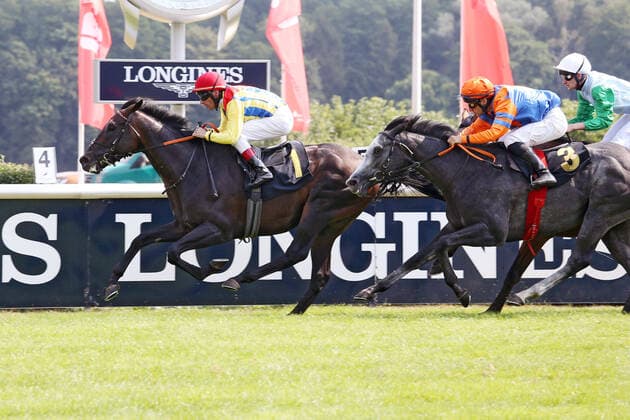 Bilder des Jahres 2020, Sport 08 August Sport Themen der Woche KW32 Sport Bilder des Tages 09.08.2020, Hoppegarten, Brandenburg, GER - Be my Sheriff mit Andrasch Starke gewinnt. Galopprennbahn Hoppegarten. () 200809D809HOPPEGARTEN.JPG