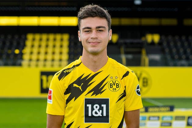 Offizieller Fototermin Borussia Dortmund 2020 Giovanni Reyna; Borussia Dortmund; 1.BL, Porträttermin 2020 2021 Foto: Alexandre Simoes BVB via TEAM2sportphoto Dortmund Nordrhein-Westfalen Deutschland