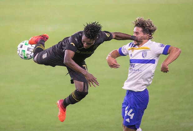 September 2, 2020, Los Angeles, California, USA: Latif Blessing 7 of the LAFC intercepts a pass intended for Jackson Yueill 14 of the San Jose Earthquakes during their MLS, Fussball Herren, USA game on Wednesday September 2, 2020 at the Banc of California Stadium in Los Angeles, California. The LAFC defeats Earthquakes, 5-1. JAVIER ROJAS PI Los Angeles USA - ZUMAp124 20200902_zaa_p124_009 Copyright: xJavierxRojasx