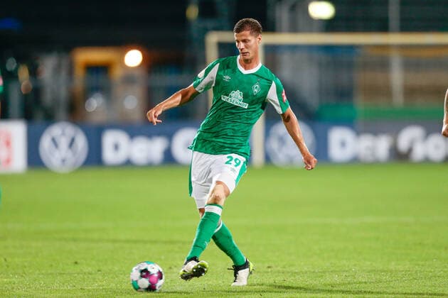 12.09.2020, xtgx, Fussball DFB Pokal 1.Runde, FC Carl Zeiss Jena - SV Werder Bremen emspor, v.l. Patrick Erras (Werder Bremen, 29) Freisteller, Einzelbild, Ganzkoerper, single frame (DFL DFB REGULATIONS PROHIBIT ANY USE OF PHOTOGRAPHS as IMAGE SEQUENCES and or QUASI-VIDEO) Jena