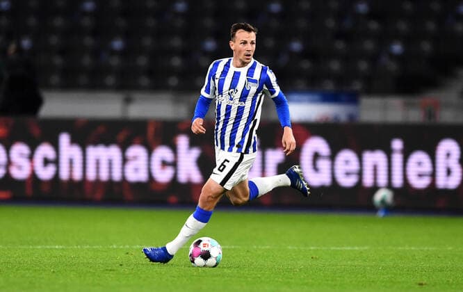 Vladimir Darida (Hertha BSC), am Ball Hertha BSC Berlin - Eintracht Frankfurt 1. Bundesliga 2020 2021, 1. BL, 1. Bundesliga, DFL, Fußball, Fussball, soccer, Herren, Männer, Maenner, Deutschland, Germany Berlin, 25.9.2020, Olympiastadion DFL REGULATIONS PROHIBIT ANY USE OF PHOTOGRAPHS AS IMAGE SEQUENCES AND OR QUASI-VIDEO