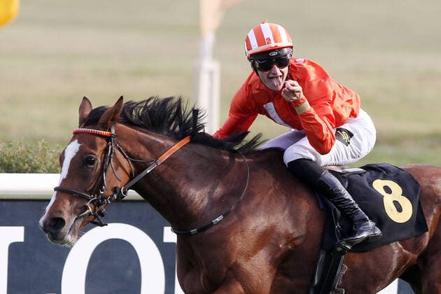 Bilder des Jahres 2020, Sport 10 Oktober Sport Themen der Woche KW40 Sport Bilder des Tages 03.10.2020, Hoppegarten, Brandenburg, GER - Tabera mit Lukas Delozier gewinnt den 30. Preis der Deutschen Einheit. Galopprennbahn Hoppegarten. () 201003D747HOPPEGARTEN.JPG