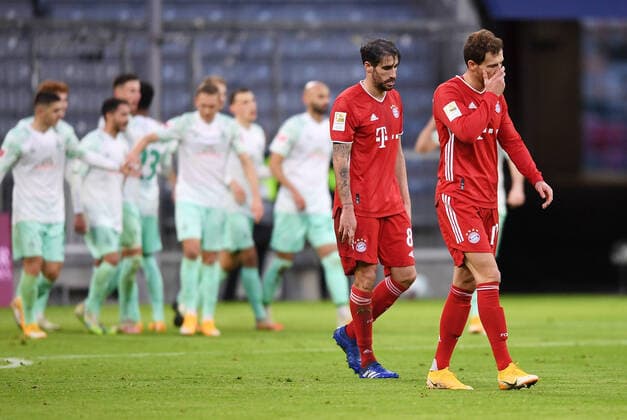 Bilder des Jahres 2020, Sport 11 November Sport Themen der Woche KW47 Fussball 1. Bundesliga Saison 20 21: FC Bayern Muenchen - SV Werder Bremen Fussball 1. Bundesliga Saison 2020 2021 8. Spieltag 21.11.2020 FC Bayern Muenchen - SV Werder Bremen Enttaeuschung FC Bayern Muenchen; Leon Goretzka und Javi Martinez (v.re.) FOTO: Markus Ulmer Pressefoto Ulmer Pool xxNOxMODELxRELEASExx DFL regulations prohibit any use of photographs as image sequences and or quasi-video. Muenchen Deutschland