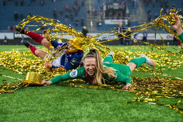 Bilder des Jahres 2020, Sport 12 Dezember Sport Themen der Woche KW49 Sport Bilder des Tages Fußball, Damen, Valerenga IF Oslo feiert Gewinn der norwegischen Meisterschaft 201206 goalkeeper Jalen Justine Tompkins of Valerenga celebrates after the Toppserien football match between Valerenga and Arna-Bjornar on December 6, 2020 in Oslo. Photo: Vegard Wivestad Grott BILDBYRAN kod VG VG0079 bbeng dam fotboll football fotball tfk toppserien vif valerenga arnabjornar arna jubel Copyright: VEGARDxWIVESTADxGRoTT BB201206VG038