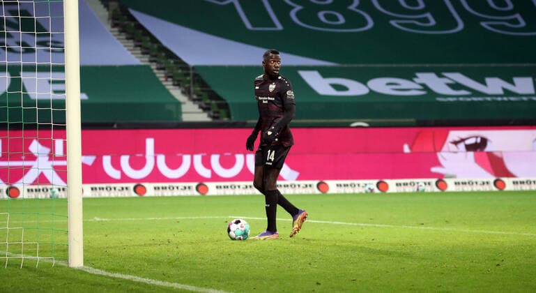 Bilder des Jahres 2020, Sport 12 Dezember Sport Themen der Woche KW49 06.12.20 SV Werder Bremen - VfB Stuttgart Deutschland, Bremen, 06.12.2020, Fussball, Bundesliga, Saison 2020 2021, 10. Spieltag, SV Werder Bremen - VfB Stuttgart: Silas Wamangituka (VfB Stuttgart); Tor 0:2 Wamangituka, DFL DFB REGULATIONS PROHIBIT ANY USE OF PHOTOGRAPHS AS IMAGE SEQUENCES AND OR QUASI-VIDEO.