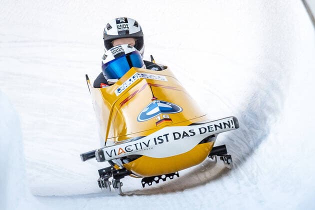 Bilder des Jahres 2020, Sport 12 Dezember Sport Bilder des Tages 19.12.2020, Olympia Eiskanal, Innsbruck, AUT, BMW IBSF Weltcup Bob und Skeleton, Igls, Damen Zweierbob, 2. Lauf, im Bild Stephanie Schneider und Leonie Fiebig (GER) Stephanie Schneider und Leonie Fiebig of Germany in action during 2nd run of women doubles Bobsleigh competition of the BMW IBSF Bob & Skeleton Weltcup at the Olympia Eiskanal in Innsbruck, Austria on 2020 12 19.