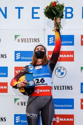 Bilder des Jahres 2020, Sport 12 Dezember Rennrodel Weltcup BMW Sprint-Weltcup; Winterberg, 19.12.2020 Siegerin Julia Taubitz (GER); Rennrodel Weltcup BMW Sprint-Weltcup am 19.12.20 in der Veltins-EisArena in Winterberg (Deutschland). Copyright: xBEAUTIFULxSPORTS AxelxKohringx