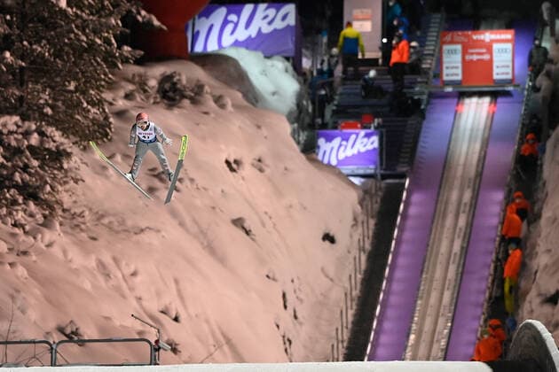 Bilder des Jahres 2021, Sport 01 Januar Sport Themen der Woche KW02 Sport Bilder des Tages Ski jumping, Skispringen, Ski, nordisch - FIS WC Zakopane ZAKOPANE,POLAND,15.JAN.21 - NORDIC SKIING, SKI JUMPING - FIS World Cup, large hill, men, qualification. Image shows Daniel Huber (AUT). GEPAxpictures xWrofoto