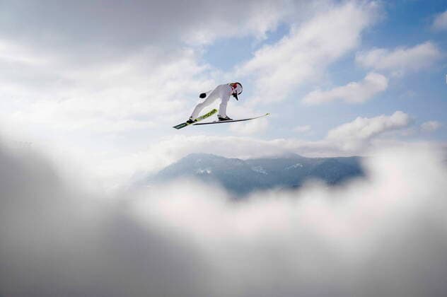 Bilder des Jahres 2021, Sport 03 März Sport Themen der Woche KW09 Sport Bilder des Tages 06.03.2021 OBERSTDORF MISTRZOSTWA SWIATA W NARCIARSTWIE KLASYCZNYM, SKOKI NARCIARSKIE HS 137 , KONKURS DRUZYNOWY FIS NORDIC WORLD SKI CHAMPIONSHIPS, Ski jumping, Skispringen, Ski, nordisch MEN S TEAM LARGE HILL n z. ANDRZEJ STEKALA FOT: TOMASZ MARKOWSKI NEWSPIX --- Newspix.pl  20210306TOM352
