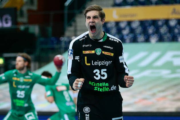 Bilder des Jahres 2021, Sport 03 März Sport Themen der Woche KW09 07.03.2021, xtgx, Handball Liqui Moly HBL, SC DHfK Leipzig - TVB Stuttgart emspor, v.l. Joel Bierlehm (Leipzig, 35) Jubelt ueber gehaltenen Ball, abgewehrt, gehalten, Torhueter Leipzig