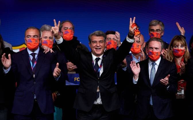 Bilder des Jahres 2021, Sport 03 März Sport Themen der Woche KW09 Joan Laporta celebrates his victory after elections at the CampNou stadium in Barcelona, Spain, Sunday, March 7, 2021 Joan Laporta celebra su victoria en las elecciones del FC Barcelona, Barca en el Camp Nou el 7 de Marzo de 2021 Cordon Press