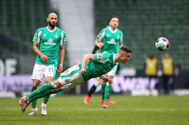 Bilder des Jahres 2021, Sport 03 März Sport Themen der Woche KW11 20.03.2021, Fussball 1. Bundesliga 2020 2021, 26. Spieltag, SV Werder Bremen - VfL Wolfsburg, im Weserstadion Bremen. Marco Friedl (Werder Bremen)