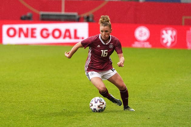 Frauen Fussball: Frauen-Nationalmannschaft, Länderspiel, Deutschland- Australien, 10.04.2021, Brittaarena Wiesbaden, Linda Dallmann, Deutschland, Aktion, Einzelbild Foto: Gladys ChaI VON DER LAAGE