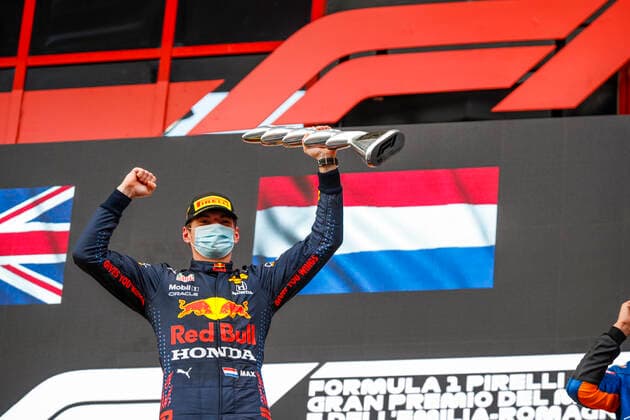 Bilder des Jahres 2021, Sport 04 April Sport Themen der Woche KW15 33 Max Verstappen (NED, Red Bull Racing), F1 Grand Prix of Emilia Romagna at Autodromo Enzo e Dino Ferrari on April 18, 2021 in Imola, Italy. (Photo by HOCH ZWEI) Imola Italy