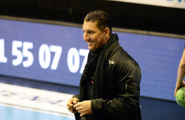 Handball, Herren, Saison 2020 2021, 1. Bundesliga (15. Spieltag), Füchse Berlin - FRISCH AUF! Göppingen, Vorstand Stefan Kretzschmar (Füchse Berlin) vor dem Spiel, 16.05. 2021, Copyright: xSebastianxRäppoldx xMatthiasxKox
