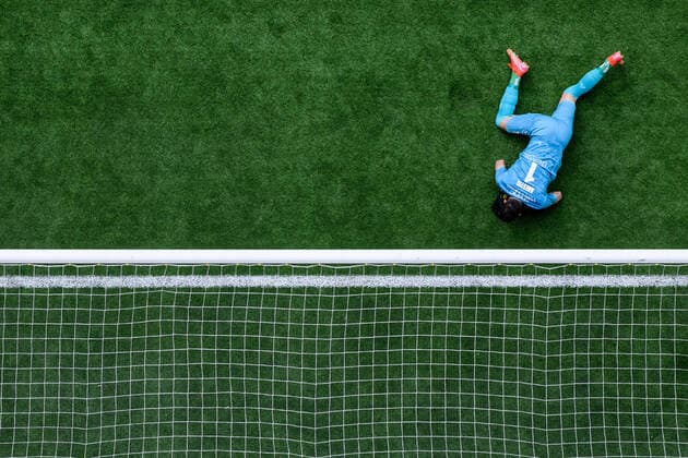 Bilder des Jahres 2021, Sport 05 Mai Sport Themen der Woche KW20 Sport Bilder des Tages 210523 IFK Göteborgs malvakt Ioannis Anestis under fotbollsmatchen i Allsvenskan mellan Djurgarden och IFK Göteborg den 23 maj 2021 i Stockholm. Copyright: JESPERxZERMAN BB210523JZ106