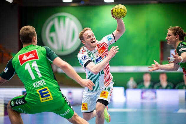 Bilder des Jahres 2021, Sport 05 Mai Sport Themen der Woche KW21 Sport Bilder des Tages 29.05.2021 - Handball, 2020 2021, 1. Bundesliga, 32. Spieltag, GWD Minden - SC Magdeburg: Omar Ingi Magnusson (Magdeburg) Lübbecke Nordrhein-Westfalen Deutschland Kreissporthalle