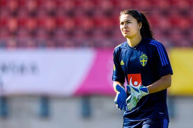 210607 Goalkeeper Zecira Musovic of the Swedish women s national football team during a training session on June 7, 2021 in Kalmar. Photo: Ludvig Thunman BILDBYRAN kod LT LT0176 fotboll football soccer fotball träning presskonferens training practice press conference, PK, Pressekonferenz sverige sweden dam bbeng Copyright: LUDVIGxTHUNMAN BB210607LT036