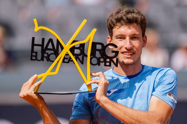 Bilder des Jahres 2021, Sport 07. Juli Sport Themen der Woche KW28 Sport Bilder des Tages Sieger Pablo Carreno Busta (ESP) 18.07.21, Hamburg, Hamburg European Open 2021, Tennis am Hamburger Rothenbaum, ATP500, Finale, Herren Einzel Â