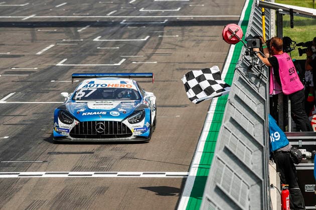 Bilder des Jahres 2021, Sport 07. Juli Sport Themen der Woche KW29 Sport Bilder des Tages Klettwitz: DTM Lausitz 2021 on July, 24, 2021, (Photo by Hoch Zwei) 57 Philip Ellis (SUI), Mercedes AMG GT3, Mercedes AMG Team Winward Klettwitz Germany