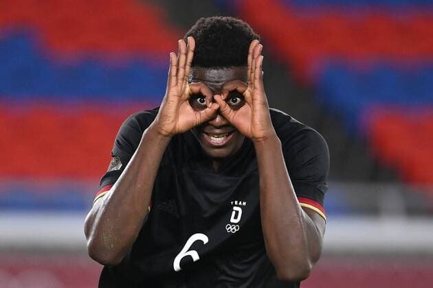 Bilder des Jahres 2021, Sport 07. Juli Tokio 2020 im Jahr 2021, Rückblick: Olympische Highlights Sport Themen der Woche KW29 Sport Bilder des Tages Torjubel Ragnar ACHE (GER) nach Tor zum 1-2, Jubel,Freude,Begeisterung,, Aktion,Einzelbild,angeschnittenes Einzelmotiv,Halbfigur,halbe Figur. Saudi Arabien (KSA) - Deutschland (GER), Fussball,International Stradium Yokohama am 25.07.2021, Olympische Sommerspiele 2020, vom 23.07. - 08.08.2021 in Tokio Japan.