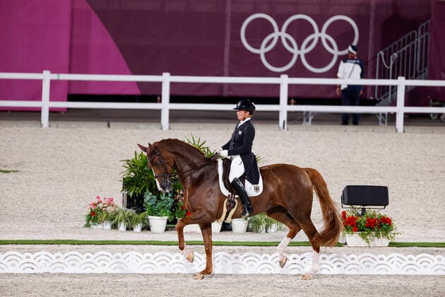 Bilder des Jahres 2021, Sport 07. Juli Sport Themen der Woche KW29 Sport Bilder des Tages TOKYO - Olympische Spiele Olympic Games, Olympische Spiele, Olympia, OS 2021, TOKYO - Olympische Spiele Olympic Games 2021 WERTH Isabell (GER), Bella Rose 2 Grand Prix de Dressage Tokio, Equestrian Park 25. July 2021 -