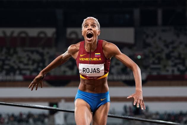Bilder des Jahres 2021, Sport 08. August Tokio 2020 im Jahr 2021, Rückblick: Olympische Highlights Sport Themen der Woche KW30 210801 Yulimar Rojas of Venezuela celebrates after setting a new world record when competing in women?s triple jump final during day 9 of the Tokyo 2020 Olympic Games, Olympische Spiele, Olympia, OS on August 1, 2021 in Tokyo. Photo: Vegard Wivestad Grott BILDBYRAN kod VG JM0181 bbeng friidrott athletics friidrett olympic games olympics os ol olympiska spel olympiske leker tokyo2020 tokyo 2020 tokyo-os tokyo-ol jubel världsrekord Copyright: VEGARDxWIVESTADxGRoTT BB210801VG125