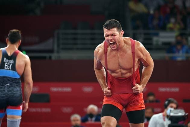 Bilder des Jahres 2021, Sport 08. August Sport Themen der Woche KW31 Tokio 2020 im Jahr 2021, Rückblick: Olympische Highlights Sport Bilder des Tages Denis Maksymilian KUDLA (GER),gewinnt die Bronzemedaille,Platz 3, Jubel,Freude,Begeisterung, nach Sieg, Ringen,MGR 87kg Maenner,Wrestling Men am 04.08.2021, Makuhari Messe Hall A. Olympische Sommerspiele 2020, vom 23.07. - 08.08.2021 in Tokio Japan.