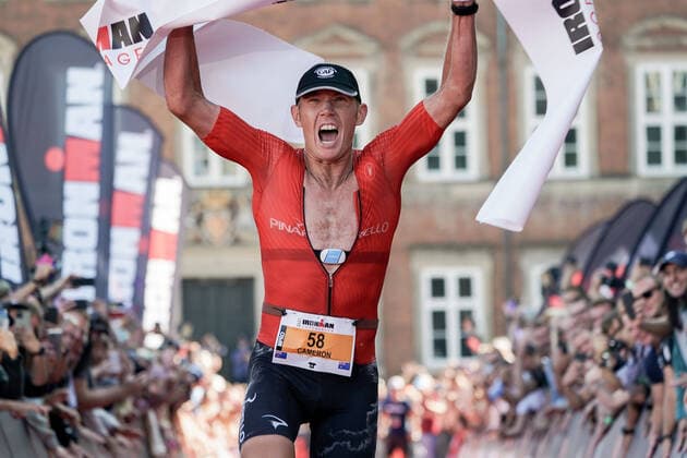 Bilder des Jahres 2021, Sport 08. August Sport Themen der Woche KW33 Australieren Cameron Wurf vinder med tiden 7 timer, 46 minutter og 5 sekunder. 2500 internationale atleter fra 40 lande deltager i Ironman Koebenhavn, soendag den 22. august 2021. Der skal kaempes i svoemning, cykling og loeb. , Geels Bakke, Holte Copyright: KeldxNavntoft KeldxNavntoftx cop105 spdk20210822-153226-L