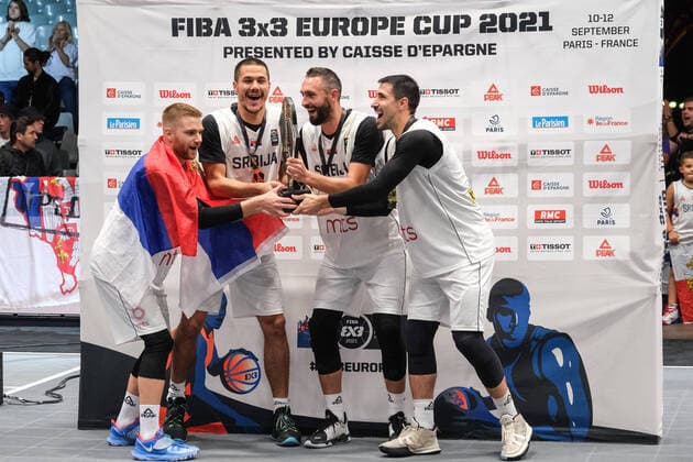 Bilder des Jahres 2021, Sport 09 September Sport Themen der Woche KW36 Sport Bilder des Tages September 12, 2021, Paris, France: Paris, France, Paris, September 12, 2021, Serbia wins the FIBA 3x3 Europe Cup 2021 in Paris during FIBA 3x3 Europe Cup 2021 - Basketball EuroCup Championship Basketball EuroCup Championship - FIBA 3x3 Europe Cup 2021, Paris, France - ZUMAl164 20210912_zsa_l164_479 Copyright: xDavidexDixLallax