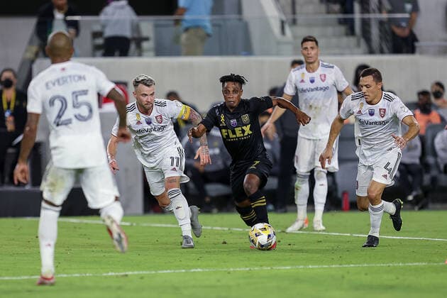 September 12, 2021, Los Angeles, California, USA: Latif Blessing 7 of the LAFC with the ball during their MLS, Fussball Herren, USA game with the Real Salt Lake on Sunday September 12, 2021 at the Banc of California stadium in Los Angeles, California. LAFC defeats Real Salt Lake, 3-2. PI Los Angeles USA - ZUMAp124 20210912_zaa_p124_067 Copyright: xDOUGLASxCUELLARx