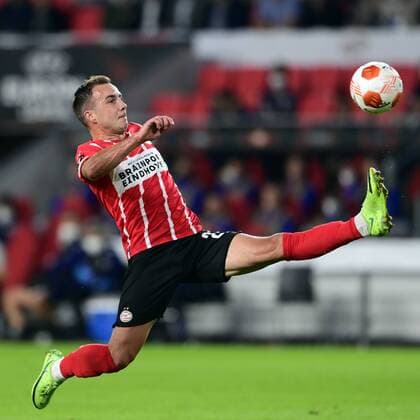 Bilder des Jahres 2021, Sport 09 September Sport Themen der Woche KW37 Sport Bilder des Tages EINDHOVEN - Mario Gotze of PSV Eindhoven during the UEFA Europa League match between PSV Eindhoven and Real Sociedad at Phillips Stadium on September 16, 2021 in Eindhoven, Netherlands. ANP OLAF KRAAK UEFA Europa League 2021 2022 xVIxANPxSportx xxANPxIVx