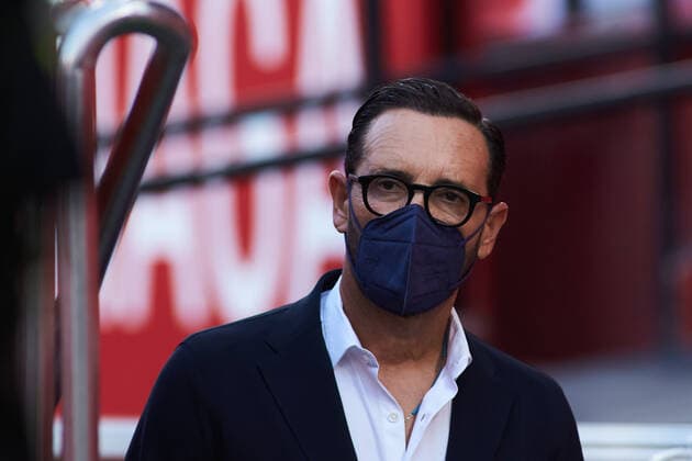 September 22, 2021, SEVILLA, SEVILLA, SPAIN: Jose Bordalas, head coach of Valencia, looks on during the spanish league, La Liga Santander, football match played between Sevilla FC and Valencia CF at Ramon Sanchez-Pizjuan stadium on September 22, 2021, in Sevilla, Spain. SEVILLA SPAIN - ZUMAa181 20210922_zaa_a181_013 Copyright: xJoaquinxCorcherox