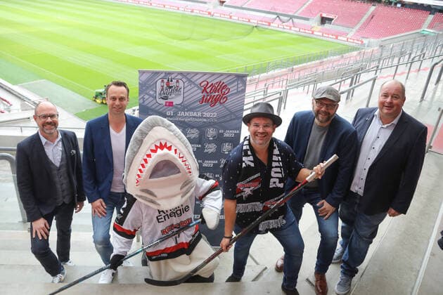 Bilder des Jahres 2021, Sport 10 Oktober Sport Themen der Woche KW40 Sport Bilder des Tages Pressekonferenz Wintergame Eishockey DEL Haie Rheinenergie Stadion Köln Deutschland 04.10.2021 Von links: Lutz Wingerath Lukas Wachten Sharky Björn Heuser Philipp Walter Stephan Brandt